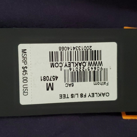 Oakley Men's Long Sleeve Tee - Picture 5 of 8